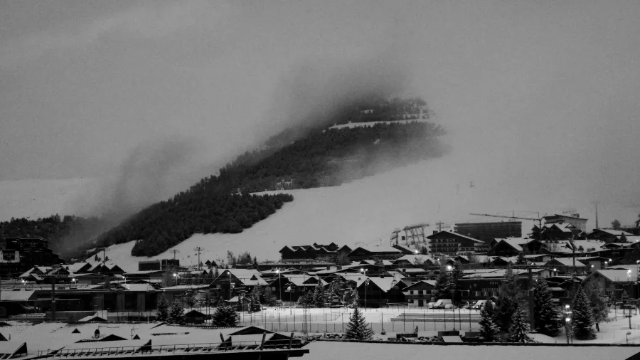 La station de L'Alpe d'Huez sous la neige