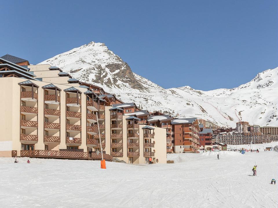 Séjour SKi en résidence Pierre et Vacances avec forfait de ski INCLUS | Matériel de ski OFFERT photo 2